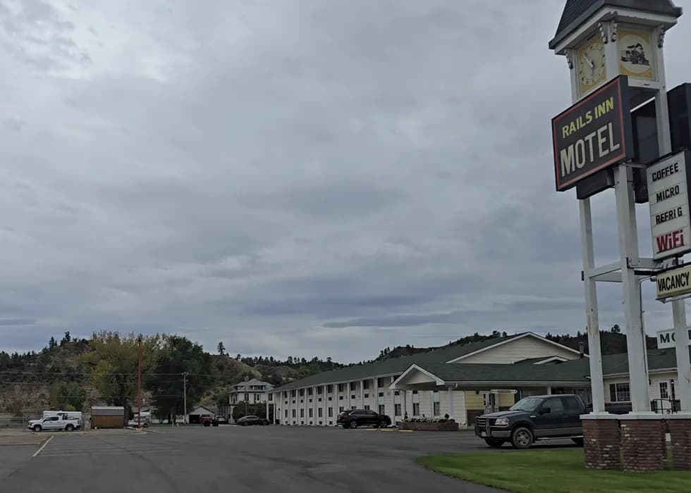 Double guest room at Rails Inn Motel, comfortable motel spaces near Yellowstone River country.